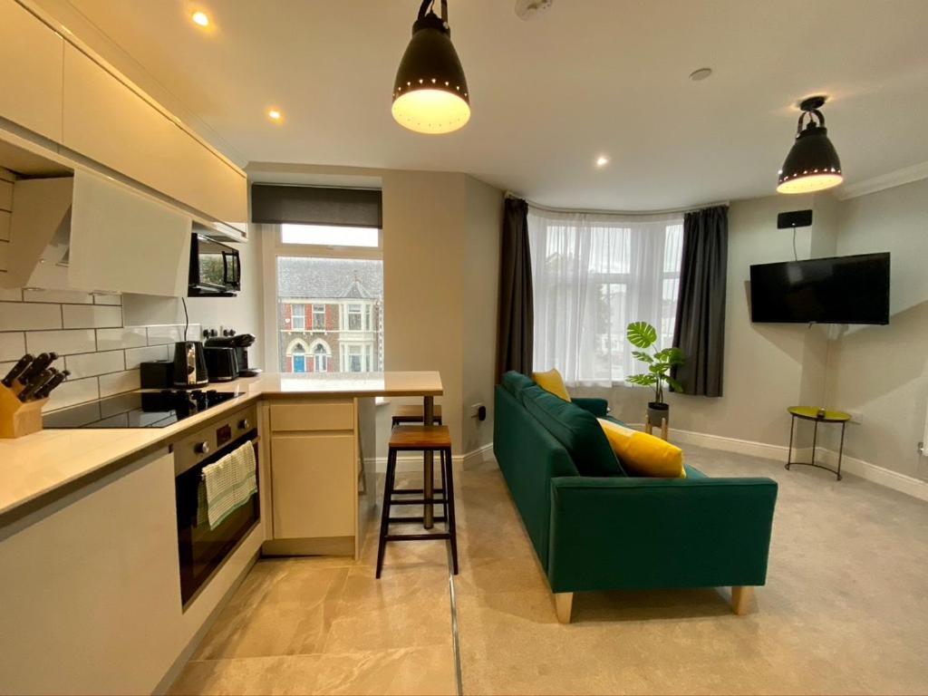 Stylish Modern Apartments Near Parks & Centre Cardiff Buitenkant foto